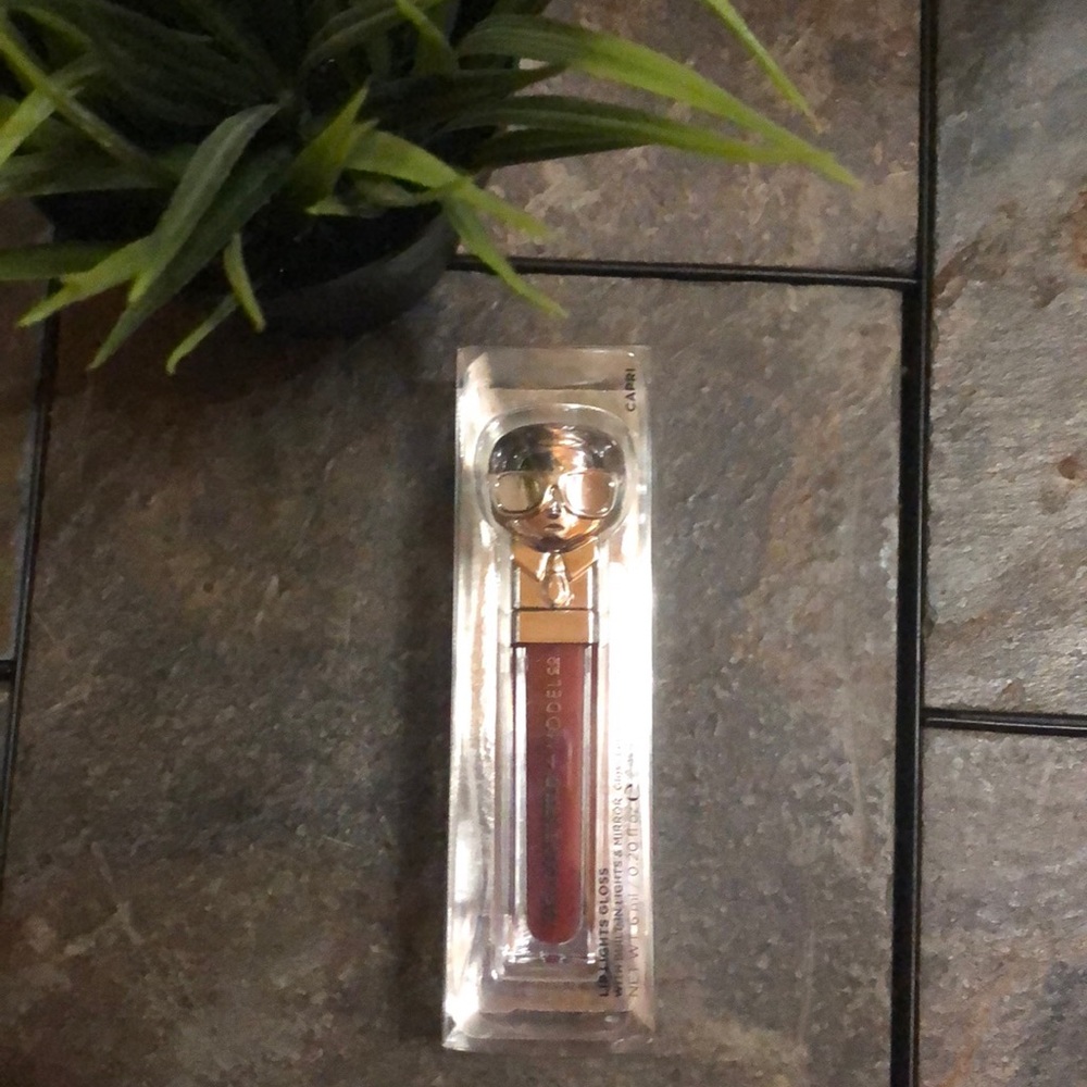 NEW!!! Karl Lagerfeld Lip Gloss Shade: Capri